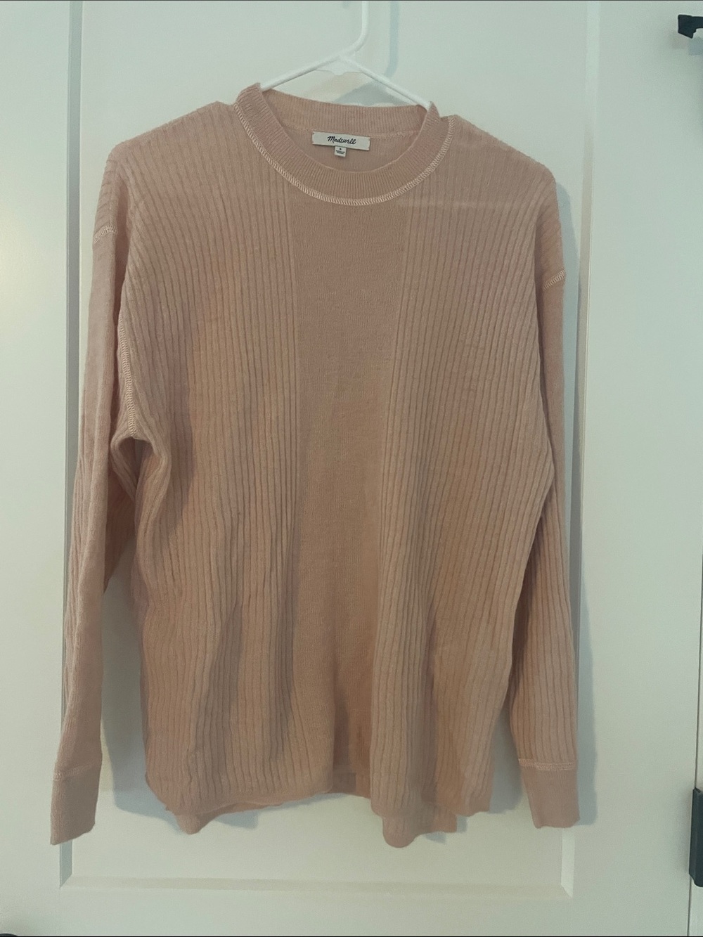 Madewell women’s boyfriend  Crewneck Sweater in Blush Pink